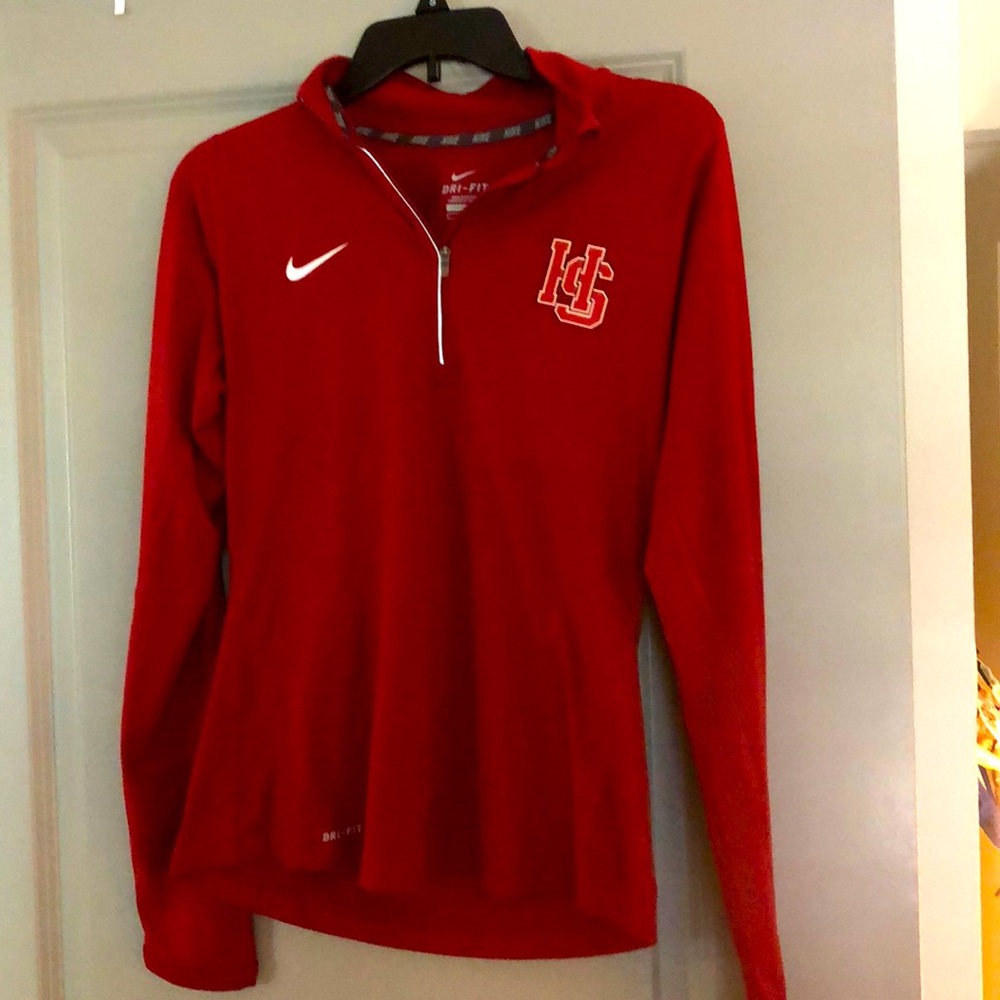 Nike DRI fit 1/4 zip top!